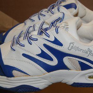 OPEN TOE BLUE AND WHITE TENNIS SHOES